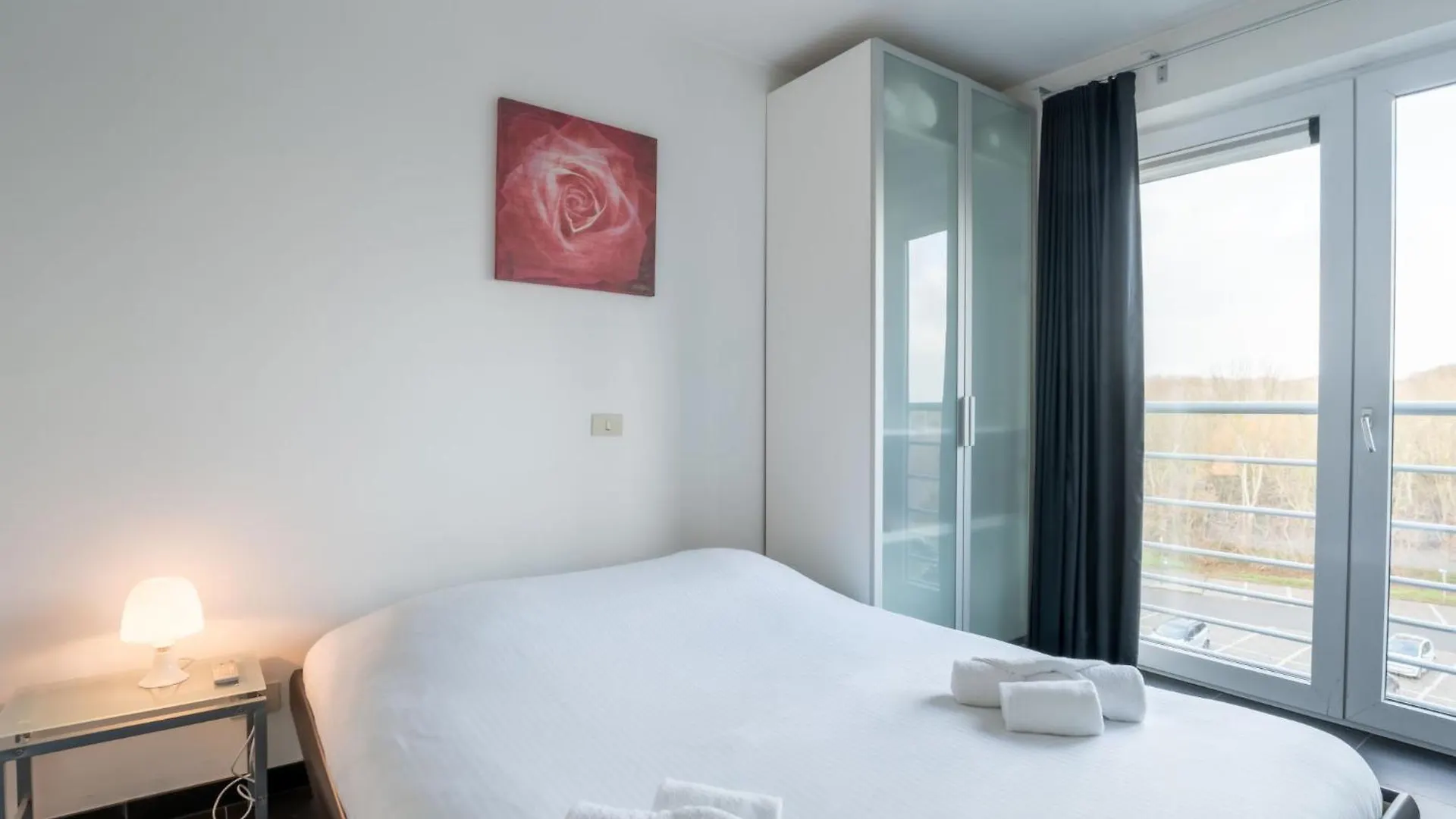 Apartment Residentie Zeeparel By Interhome Bredene