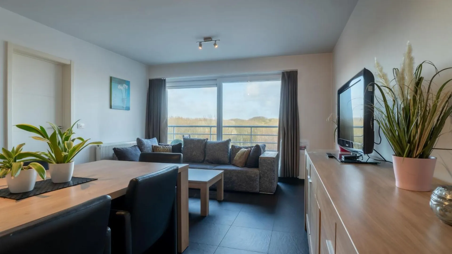 Apartment Residentie Zeeparel By Interhome ブレーデネ